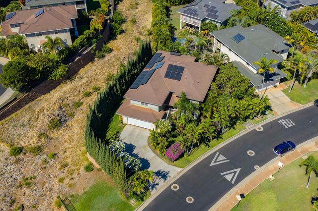 94 Laukahi St, Kihei, HI 96753