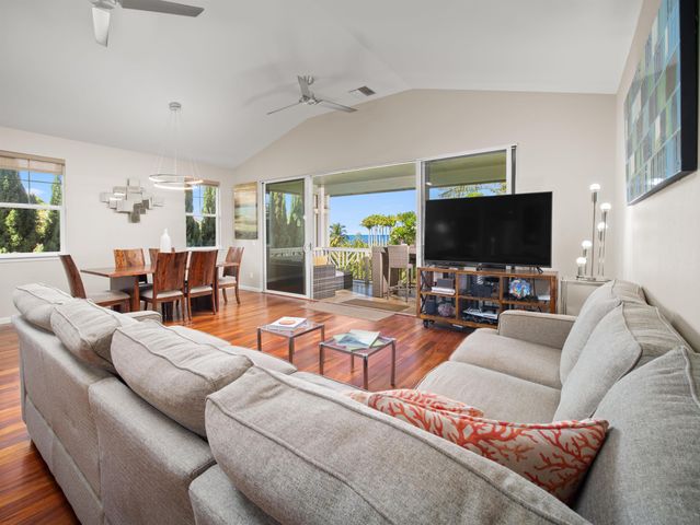 94 Laukahi St, Kihei, HI 96753