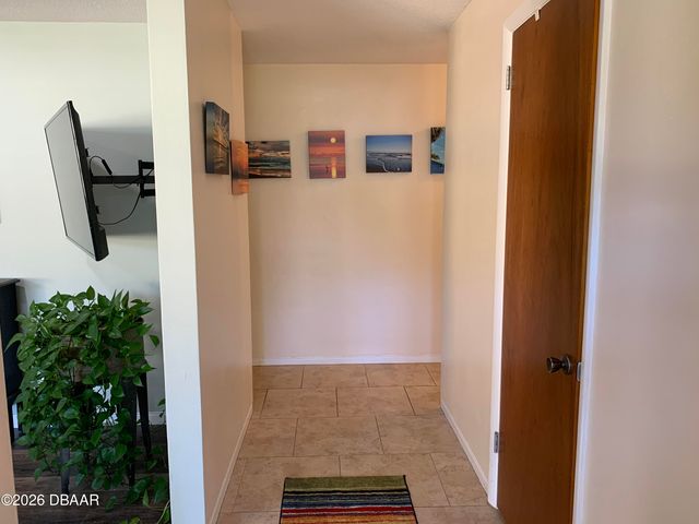 711 Lindenwood Circle E, Ormond Beach, FL 32174