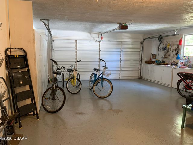 711 Lindenwood Circle E, Ormond Beach, FL 32174