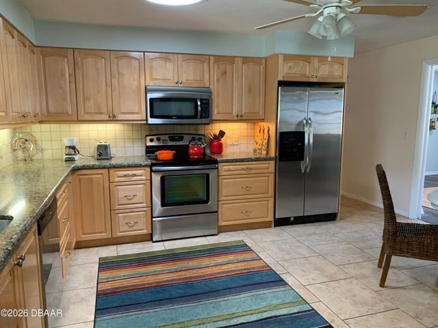 711 Lindenwood Circle E, Ormond Beach, FL 32174