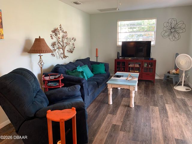 711 Lindenwood Circle E, Ormond Beach, FL 32174