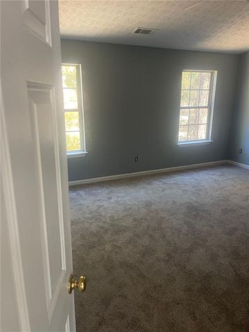 7420 ROYALE Lane, Riverdale, GA 30296