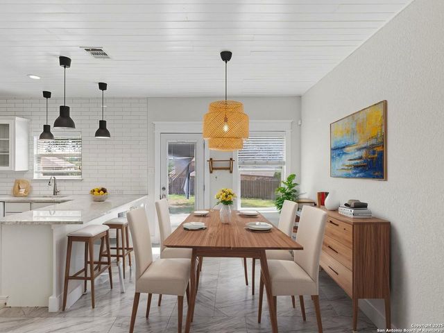 6323 Myrtle, New Braunfels, TX 78132