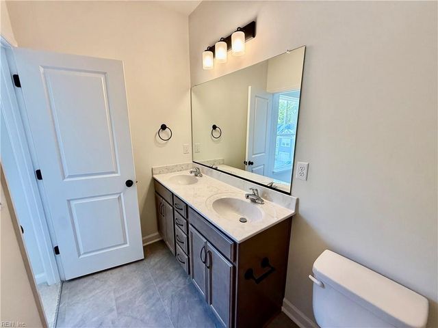 4301 Abercorn Dr Unit 102, Suffolk, VA 23435
