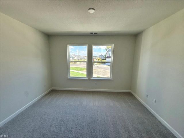 4301 Abercorn Dr Unit 102, Suffolk, VA 23435