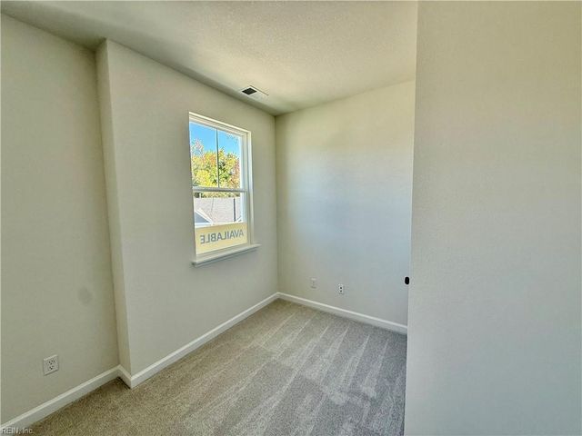 4301 Abercorn Dr Unit 102, Suffolk, VA 23435