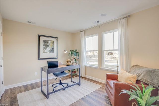 4301 Abercorn Dr Unit 102, Suffolk, VA 23435