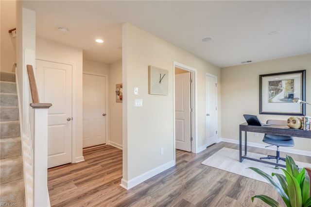4301 Abercorn Dr Unit 102, Suffolk, VA 23435