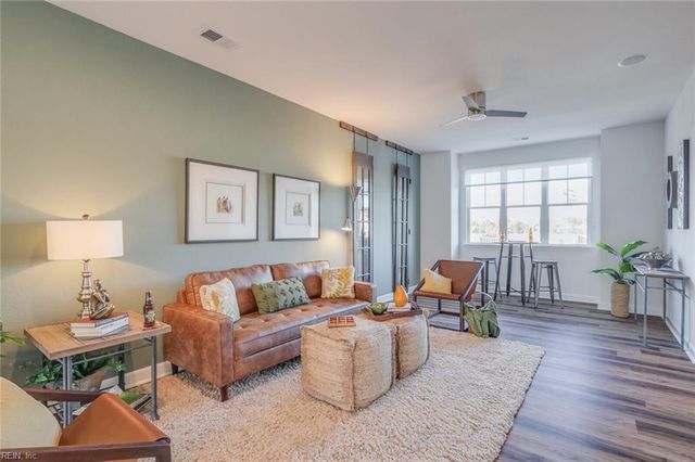 4301 Abercorn Dr Unit 102, Suffolk, VA 23435