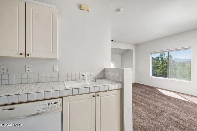 26963 Hillsborough Parkway 72, Valencia, CA 91354