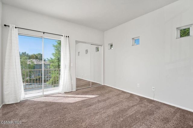 26963 Hillsborough Parkway 72, Valencia, CA 91354