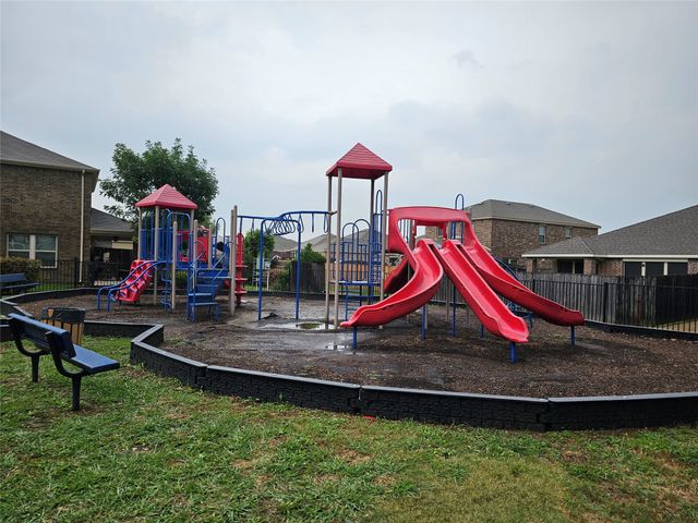 605 Snowy Orchid Lane, Desoto, TX 75115