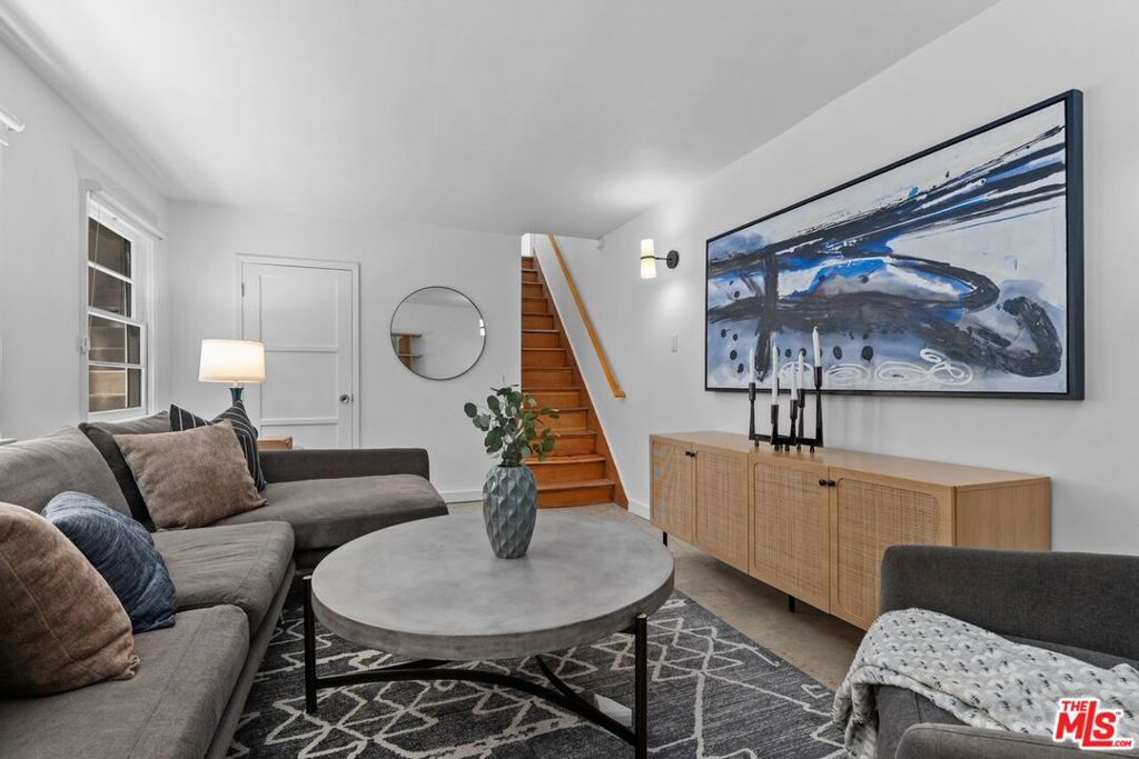 Image 16 of property listing at 1937 N St Andrews Place, Los Angeles, CA 90068