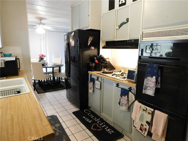 950 CALIFORNIA Street 116, Calimesa, CA 92320