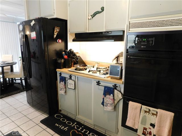 950 CALIFORNIA Street 116, Calimesa, CA 92320