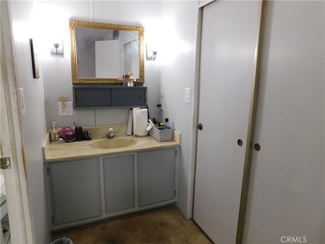 950 CALIFORNIA Street 116, Calimesa, CA 92320