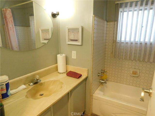 950 CALIFORNIA Street 116, Calimesa, CA 92320