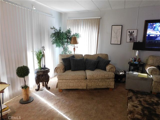 950 CALIFORNIA Street 116, Calimesa, CA 92320