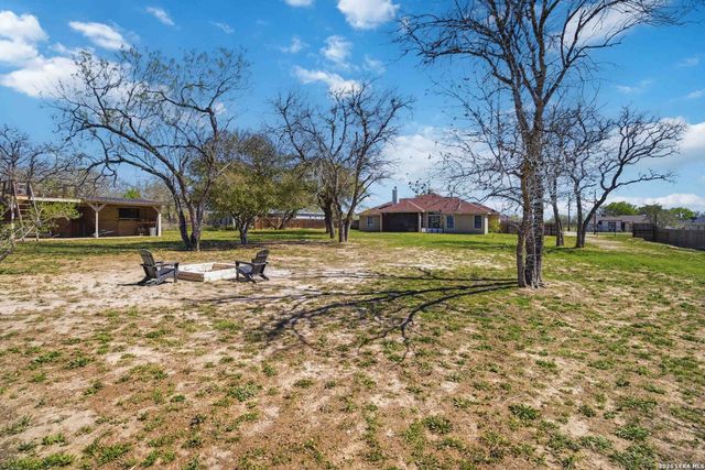 133 SENDERA CROSSING, La Vernia, TX 78121