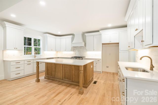 3215 James Plantation Drive, Denver, NC 28037