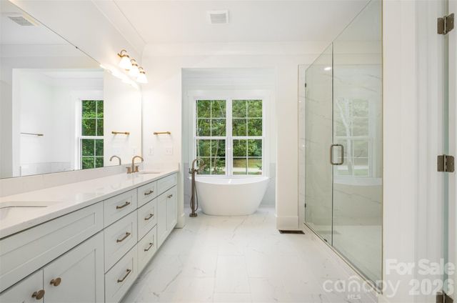 3215 James Plantation Drive, Denver, NC 28037