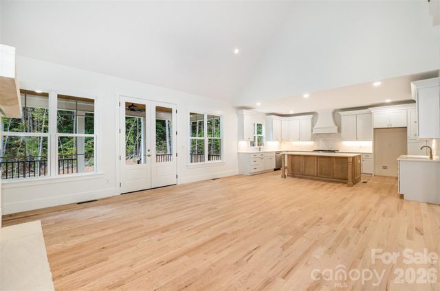 3215 James Plantation Drive, Denver, NC 28037