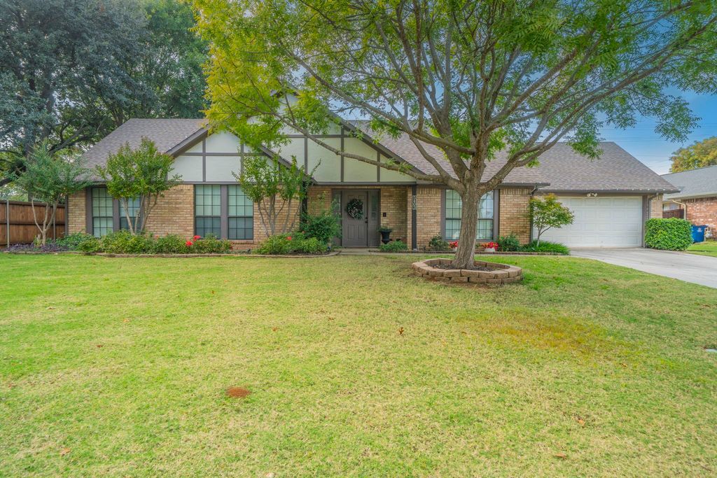 5403 Rawlings Street, Flower Mound, TX 75028