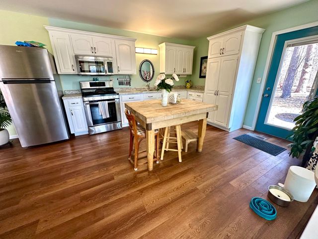 36861 Falcon Avenue, North Branch, MN 55056