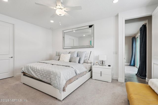 22 MONEYBALL Circle, St. Johns, FL 32259