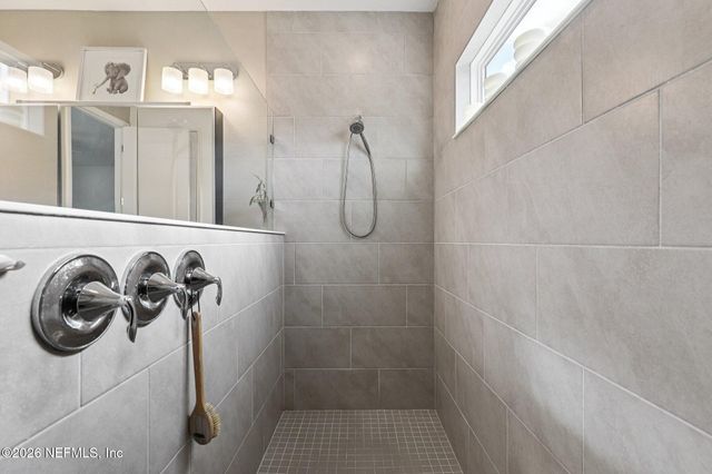 22 MONEYBALL Circle, St. Johns, FL 32259