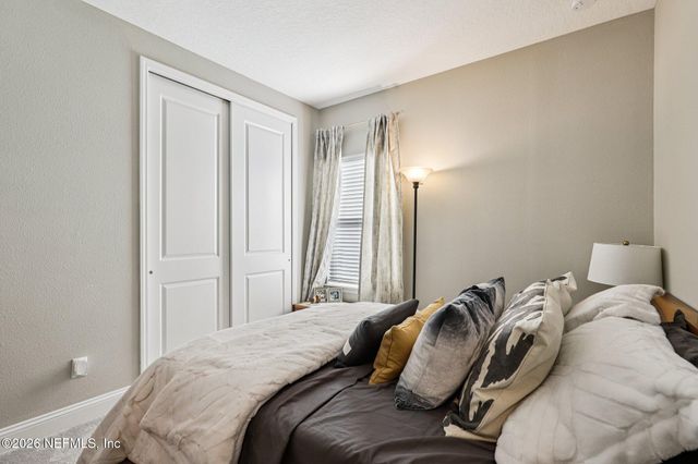 22 MONEYBALL Circle, St. Johns, FL 32259