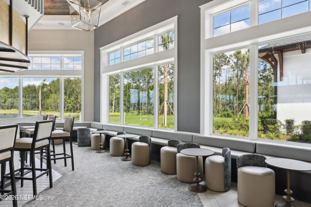 22 MONEYBALL Circle, St. Johns, FL 32259