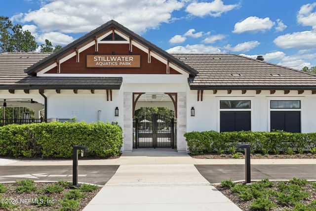 22 MONEYBALL Circle, St. Johns, FL 32259