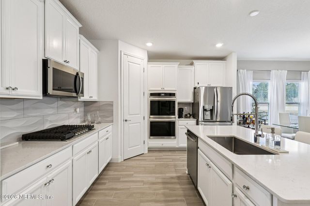 22 MONEYBALL Circle, St. Johns, FL 32259