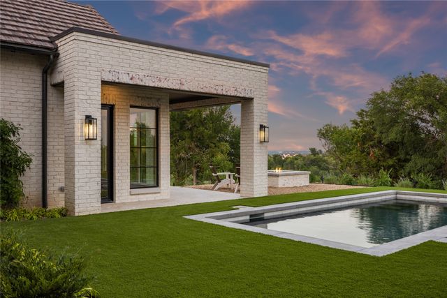 4557 Saint Estephe Place, Fort Worth, TX 76126