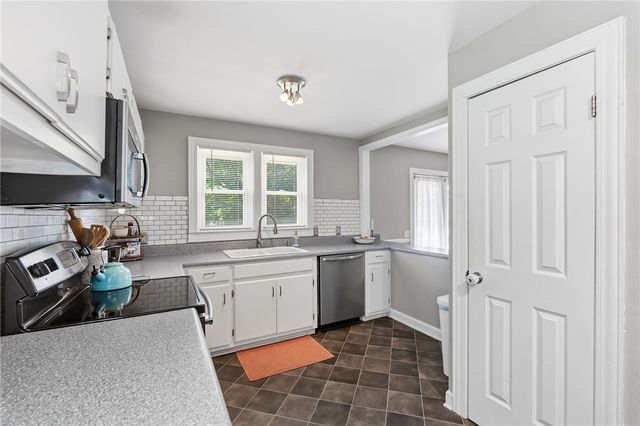 108 Tarrant Street, Central, SC 29630