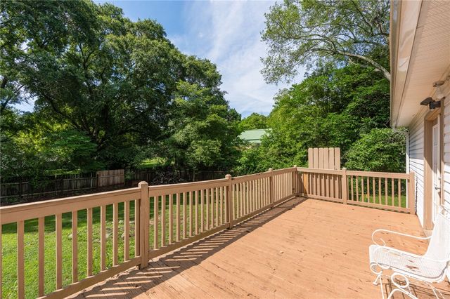 108 Tarrant Street, Central, SC 29630