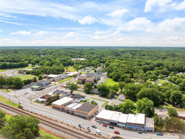 108 Tarrant Street, Central, SC 29630