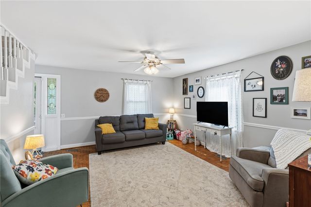 108 Tarrant Street, Central, SC 29630