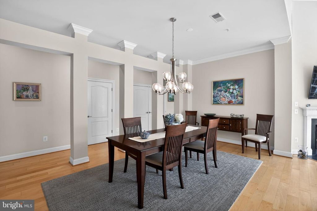 Image 5 of property listing at 1331 SCHOONER LOOP #1331, Solomons, MD 20688