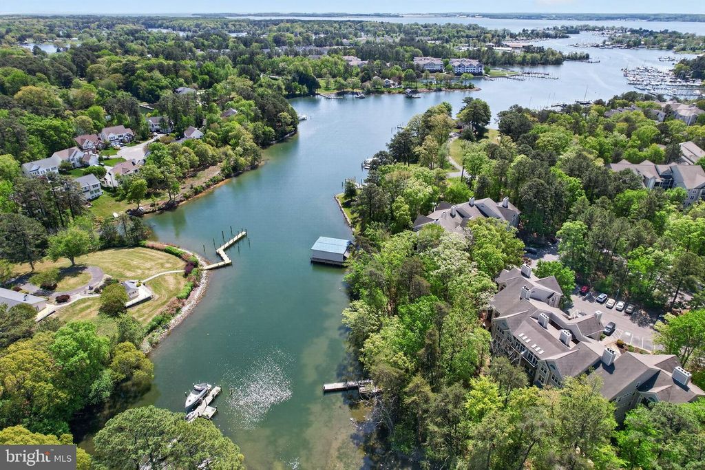 Image 8 of property listing at 1331 SCHOONER LOOP #1331, Solomons, MD 20688