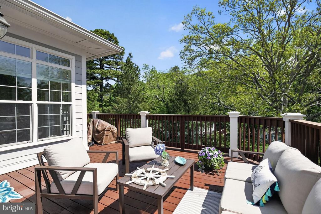 Image 9 of property listing at 1331 SCHOONER LOOP #1331, Solomons, MD 20688