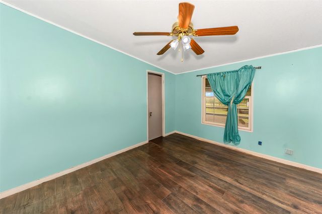197 County Road 3382, Paradise, TX 76073