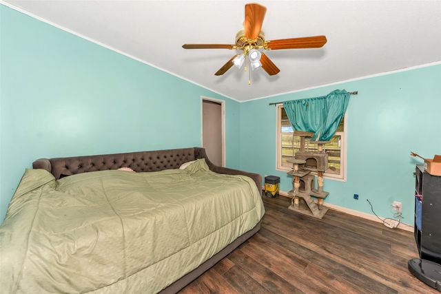 197 County Road 3382, Paradise, TX 76073