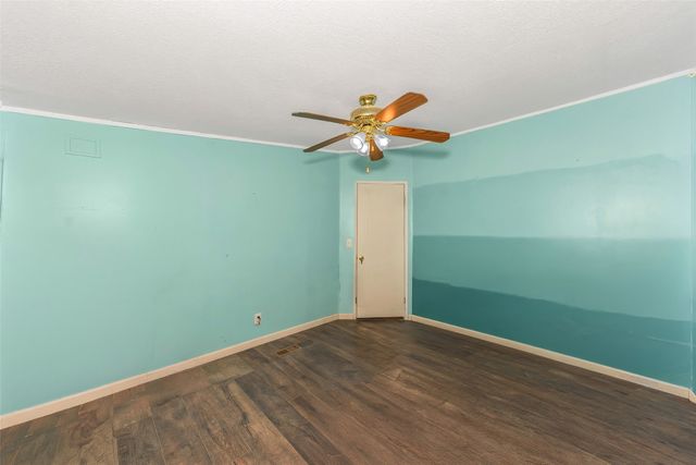197 County Road 3382, Paradise, TX 76073