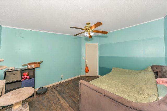 197 County Road 3382, Paradise, TX 76073
