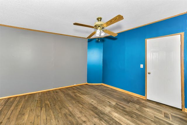 197 County Road 3382, Paradise, TX 76073