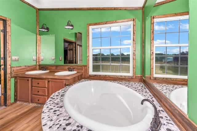 197 County Road 3382, Paradise, TX 76073