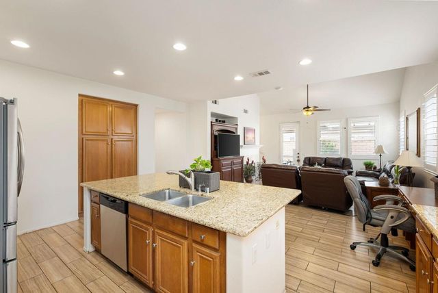 37481 Coventry Street, Indio, CA 92203
